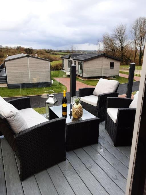 Holiday Home With A Hot Tub St Austell Ngoại thất bức ảnh